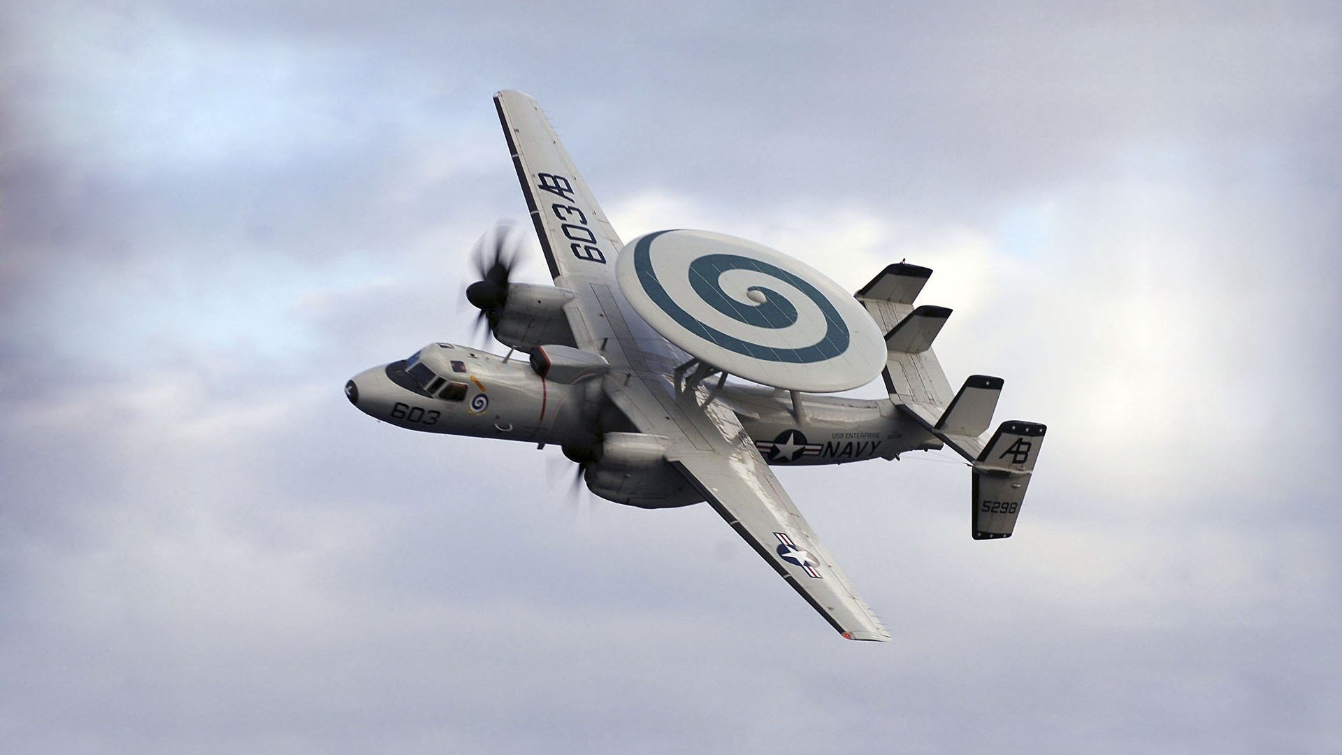 转会市场：皇马豪掷千万签下新星，布局未来，皇马球员转会