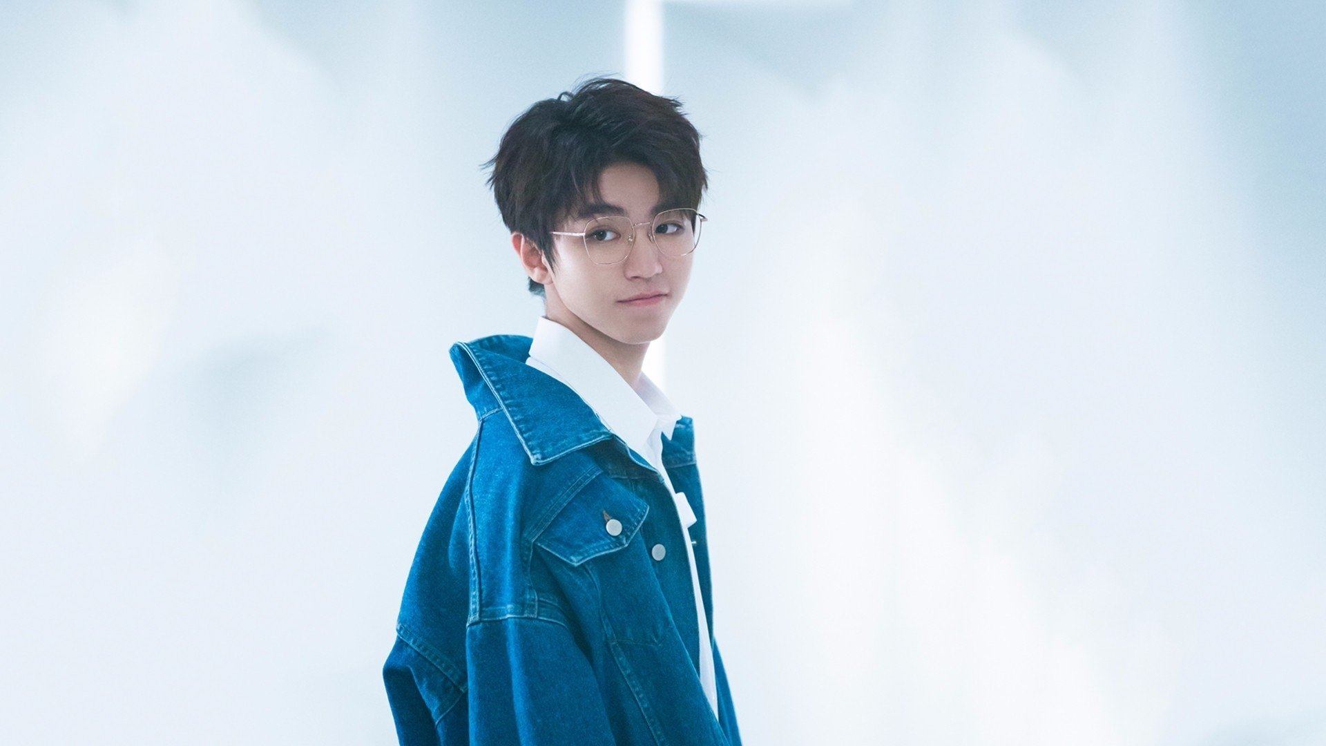 最新足球赛况：女子比赛中的巅峰表现！，女子足球视频