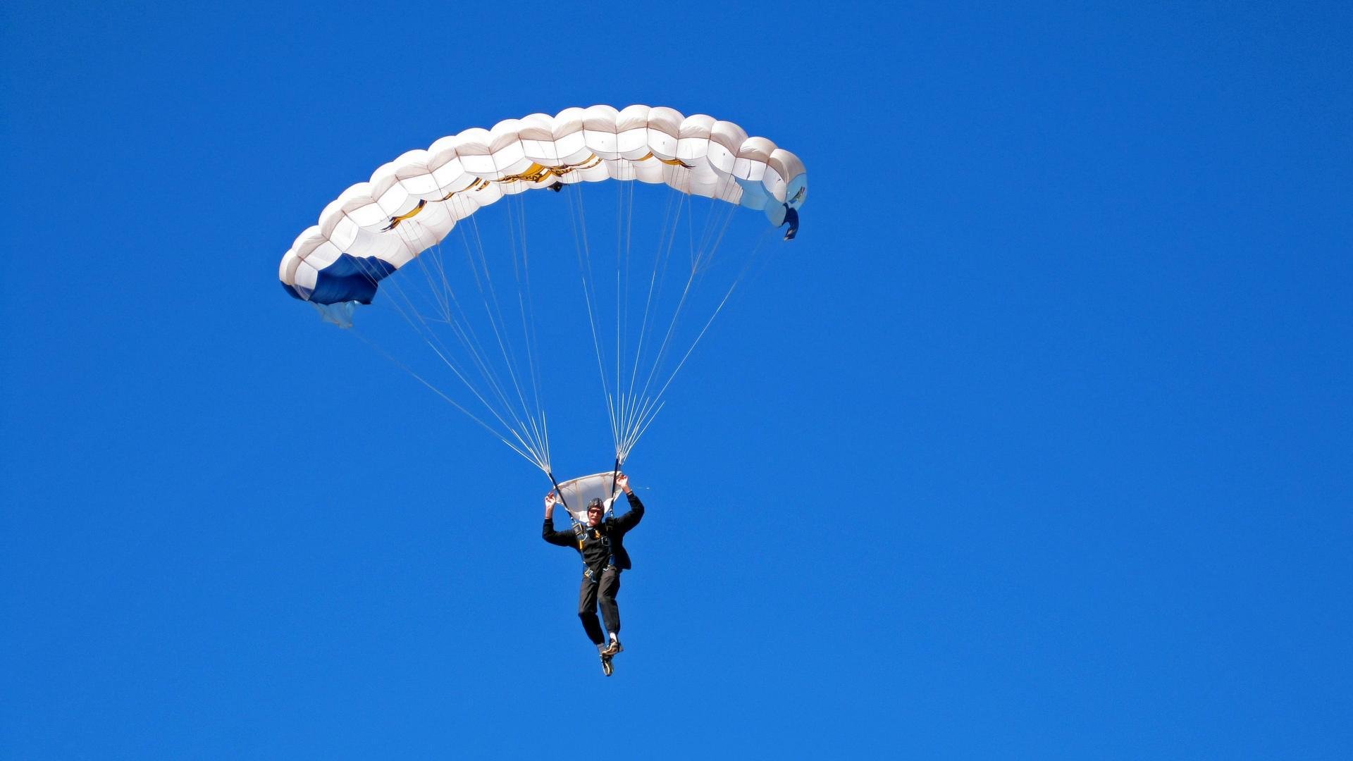 LPL夏季赛积分榜变动频繁季后赛形势复杂，lpl2021夏季赛季后赛积分